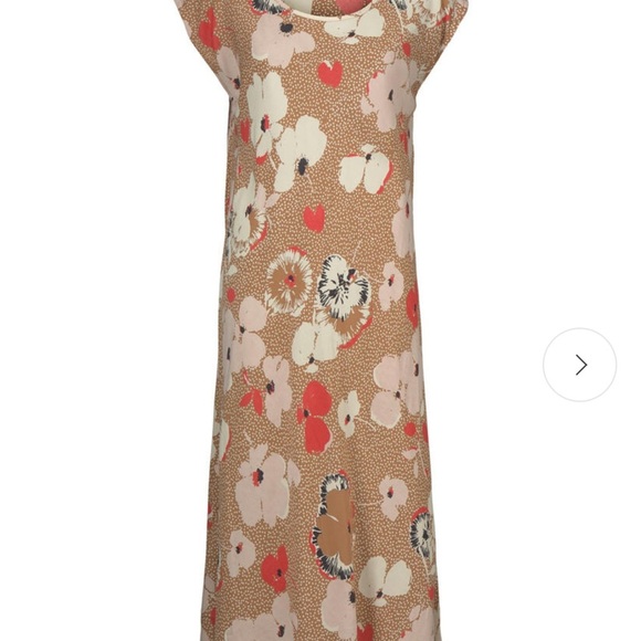masai Dresses & Skirts - Masai Unni Floral Print Sleeveless Dress EUC size Large